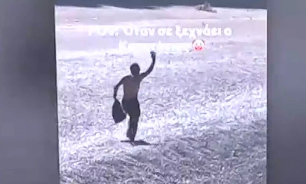 Viral έγινε τουρίστας που έτρεχε να προλάβει πλοίο στη Λευκάδα γιατί ξεκίνησε χωρίς εκείνον (Βίντεο)
